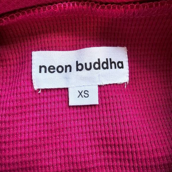 M Neon Buddha Born To Wander Tunic Top Sweater Size XS Pink Waffle Knit Button - Picture 9 of 10